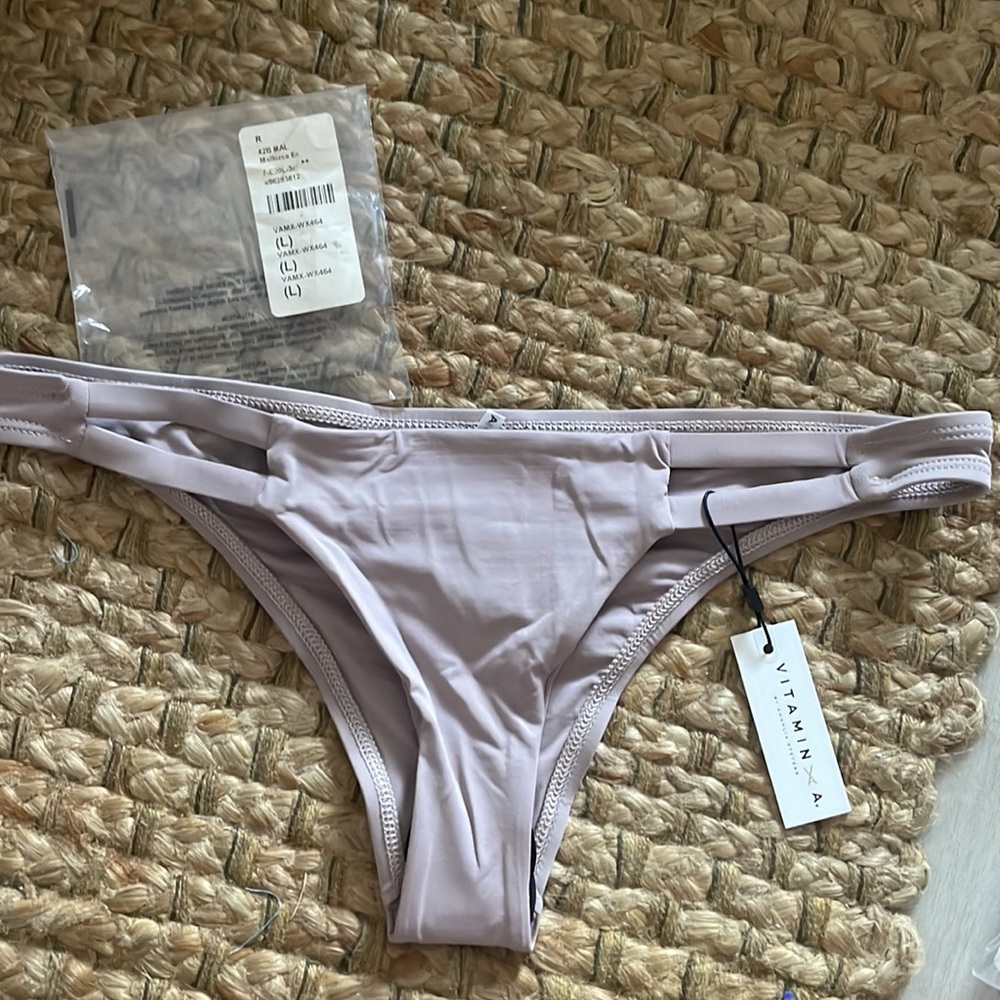 VITAMIN A ❤️‍🔥 NEUTRA HIPSTER BOTTOMS IN MALLORCA - Picture 8 of 10